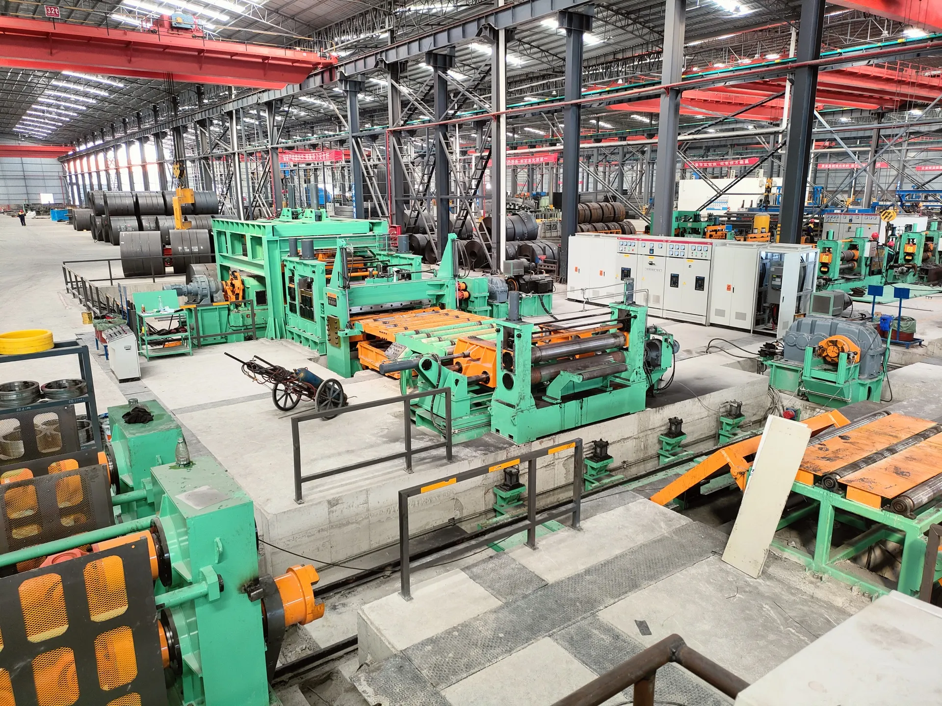 XIONGJIN heavy-gauge steel coil slitting line in the factory