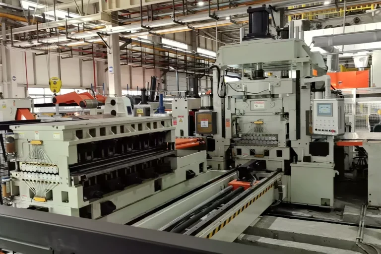 Drawer-type roller changing leveler installed in the XIONGJIN workshop.