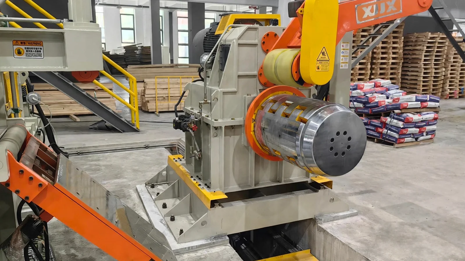Hydraulic uncoiler of 450 type rotary shear cut to length line