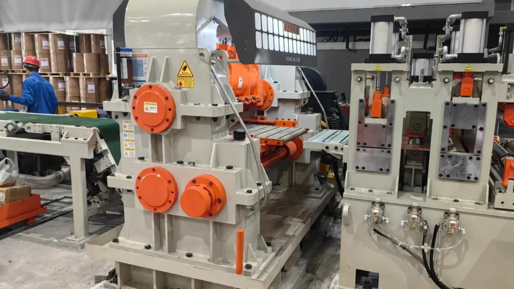 Double rotary flying shear unit
